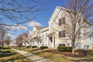 3195 Ketch Ct, Aurora, IL 60503-5752