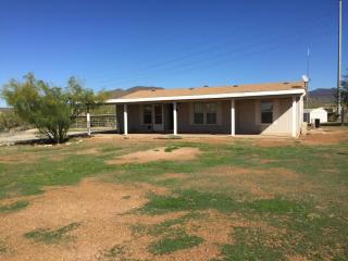 37709 17 Pl, Phoenix AZ  85024-4312 exterior