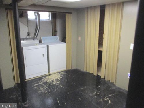 77 Argonne Ave, Trenton NJ 08620-1631 exterior