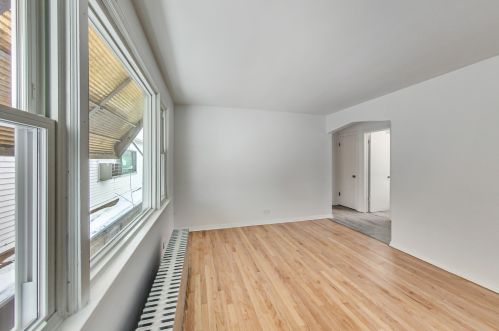 1719 Melvina Ave, Chicago IL 60646-1123 exterior