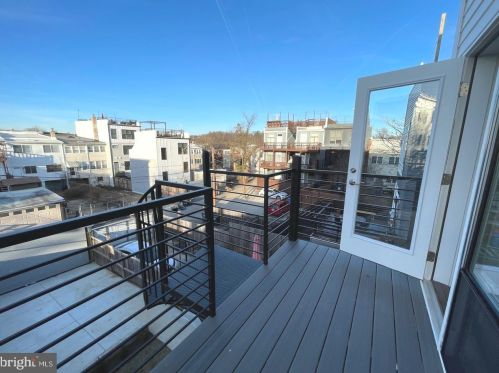 423 Newton Pl, Washington DC 20010-1716 exterior