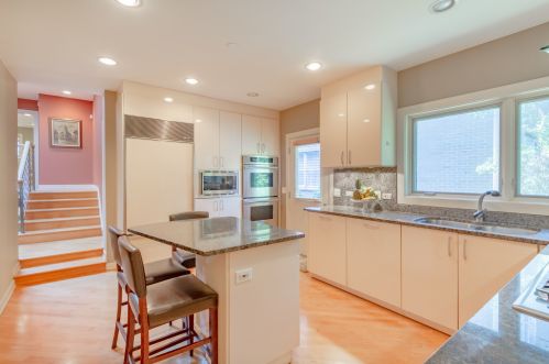 3636 Arthur Ave, Chicago IL 60712-4030 exterior