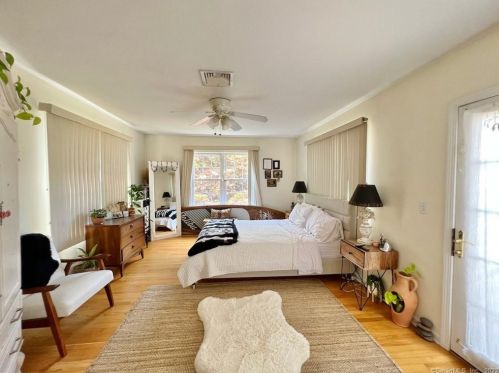 5 Brg St, Norwalk CT 06855-1500 exterior