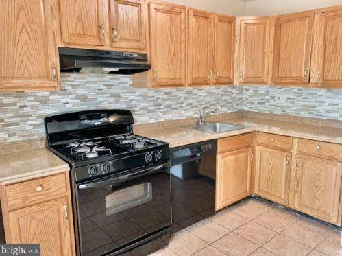 3315 Claridge Ct, Silver Spring MD  20902-2201 exterior