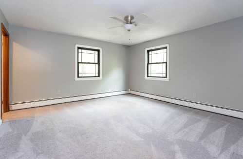 51 Logging Hill Rd, Concord NH  03304-3722 exterior