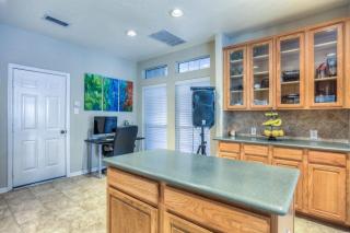 7 Greenhill Terrace Pl, Spring TX  77382-1609 exterior