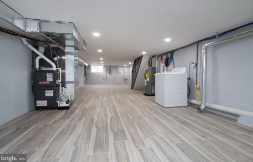 1034 Jackson St, Philadelphia PA  19148-3011 exterior