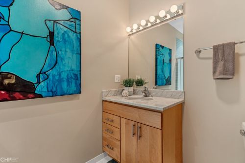 1506 Wolfram St, Chicago IL 60657-4017 exterior