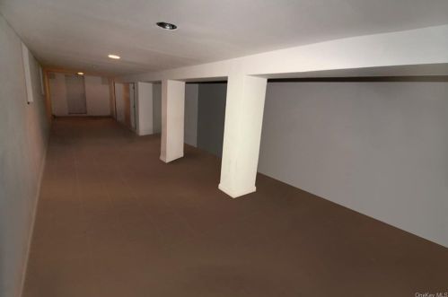 2029 Daly Ave, Bronx NY 10460-2834 exterior