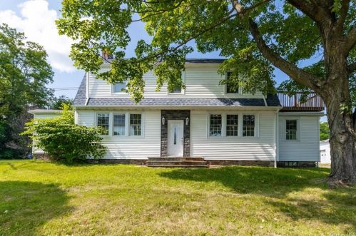 861 Freedom Plains Rd, Poughkeepsie, NY 12603-6359