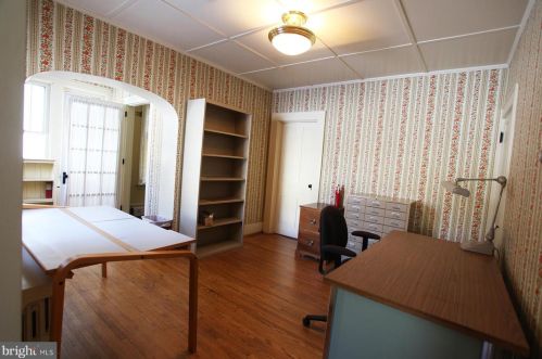 223 Washington St, Huntingdon PA 16652-1525 exterior