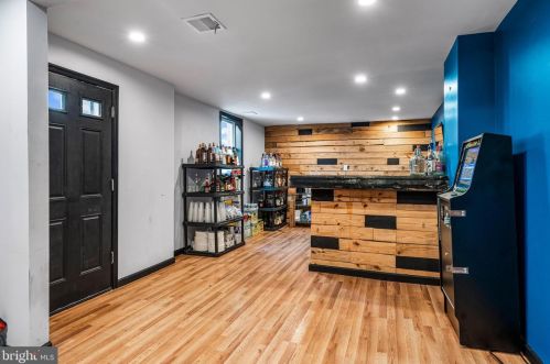 2652 Alder St, Philadelphia PA 19148-4908 exterior