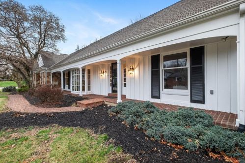 213 Harwick Dr, Pittsburgh PA  15235-5331 exterior