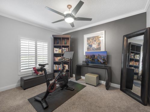 102 Jeanette Way, Jupiter FL exterior