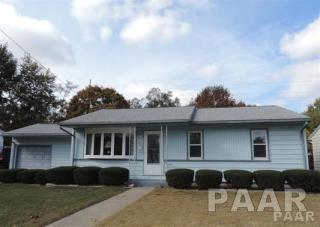 405 Edgewood Dr, Pekin, IL 61554-3883