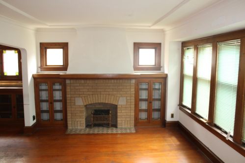 3014 56th St, Milwaukee, WI 53219-3111