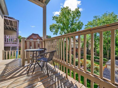 1457 Leland Ave, Chicago IL  60640-7002 exterior