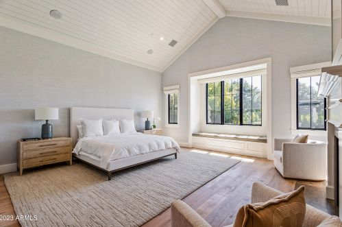 5431 Exeter Blvd, Phoenix AZ 85018-3227 exterior