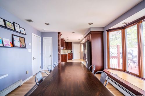 35 Dollard Dr, Babylon, NY 11703-1513