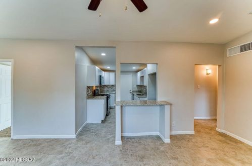 1934 Amalia Ave, Tucson AZ  85713-3819 exterior