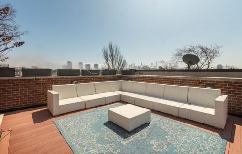 1945 Dayton St, Chicago IL 60614-5028 exterior