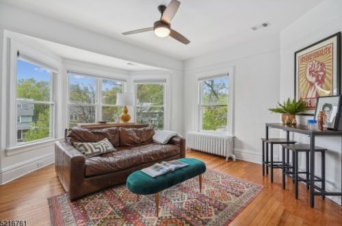 476 Summit Ave, Maplewood NJ  07040-1308 exterior