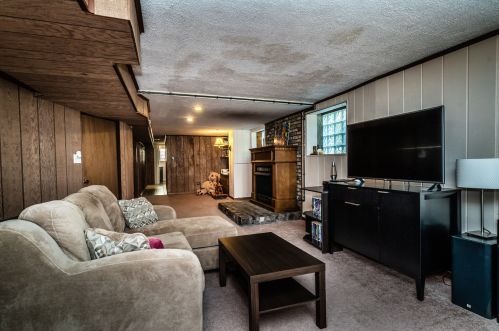 9738 Damen Ave, Chicago IL 60643-1629 exterior