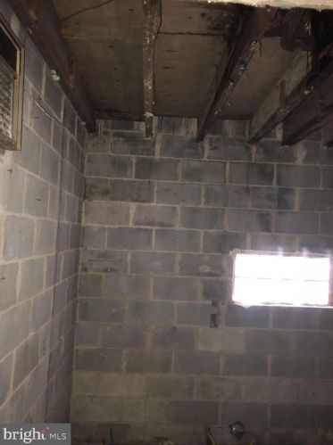 704 42 St, Philadelphia PA 19104-4442 exterior