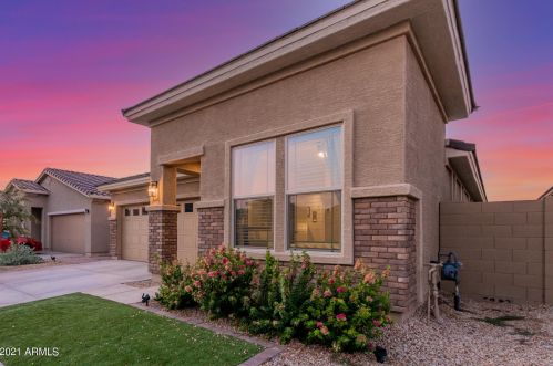 2834 Apollo Rd, Phoenix AZ  85041-5339 exterior