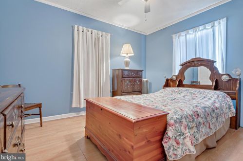 373 High St, Hanover PA 17331-3922 exterior