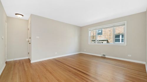 6447 Kedzie Ave, Chicago, IL 60645-4107