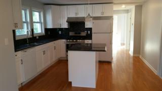 14 Laurel Pl, Montclair NJ  07043-1213 exterior