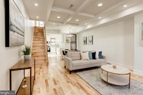 1335 Emerald St, Washington DC 20002-5432 exterior