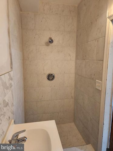 1152 15th St, Philadelphia PA  19146-3141 exterior