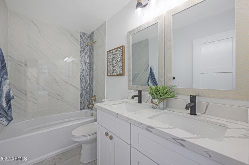 4233 Cholla St, Phoenix AZ  85029-3801 exterior