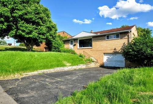 5206 Blossom Rd, Pittsburgh, PA 15236-2625