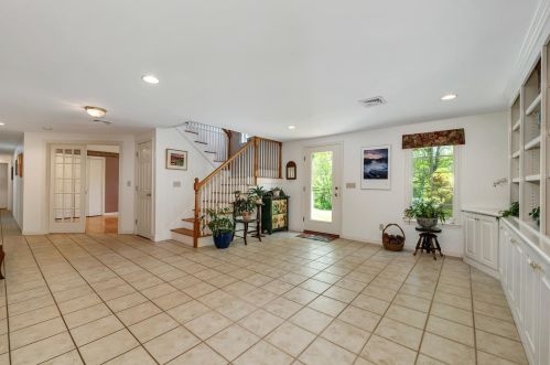 31 Sunset Ave, Concord NH 03301-2730 exterior