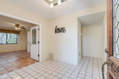 977 Palma De Pina, Tucson AZ 85704-3957 exterior