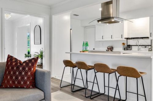 10137 Fieldfare Ct, Dallas TX 75229-6220 exterior