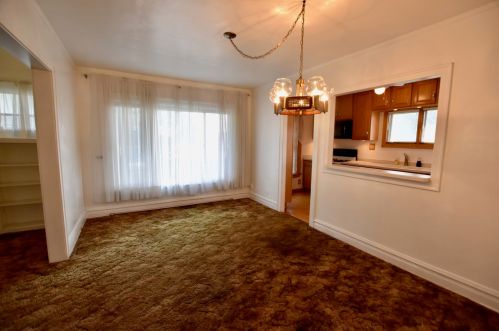 286 Pick Ave, Elmhurst IL 60126-3058 exterior