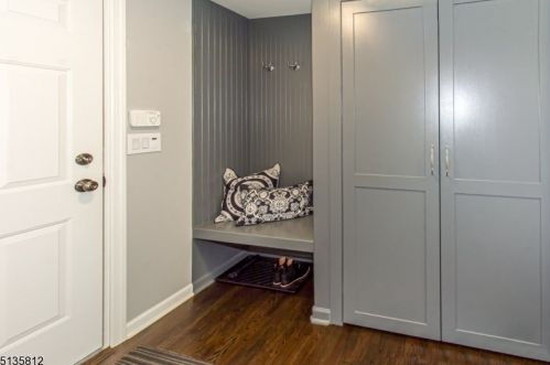 3 Marion Ln, Scotch Plains NJ 07076-2924 exterior