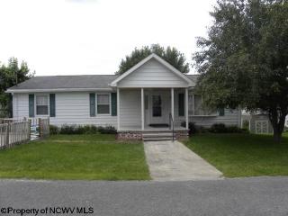 219 Horizon Dr, Morgantown, WV 26508-8611