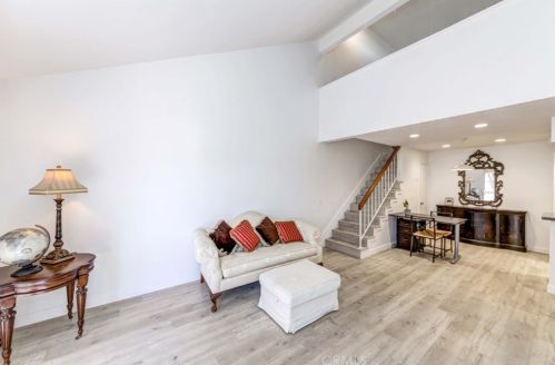 2245 Cheyenne Way, Fullerton, CA 92833-4914