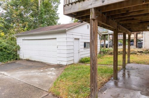 211 Ingram Ave, Pittsburgh PA  15205-2008 exterior