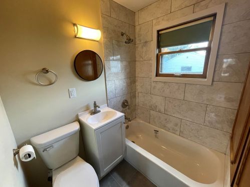 5921 64th St, Milwaukee WI  53218-1921 exterior