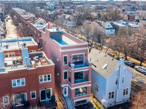 1849 Oakdale Ave, Chicago IL  60657-4024 exterior