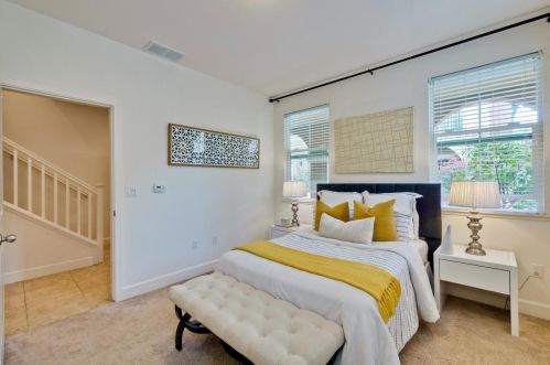 1924 Lee Way, Milpitas CA 95035-9014 exterior