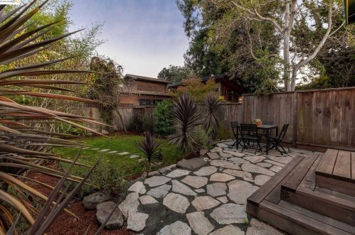 733 Ramona, Berkeley CA 94706-2104 exterior