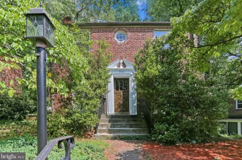 7113 Garland Ave, Silver Spring, MD 20912-6422