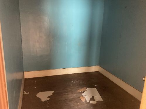 1768 Elwood St, Meskegon MI 49442-5827 exterior